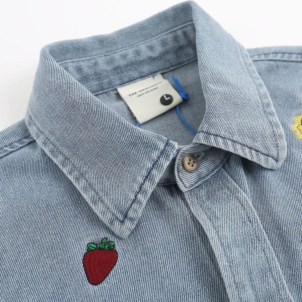 Distressed wash embroidered retro denim short sleeve shirt