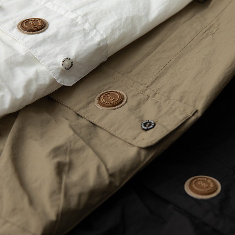 Plain short-sleeved work shirt with functional pockets