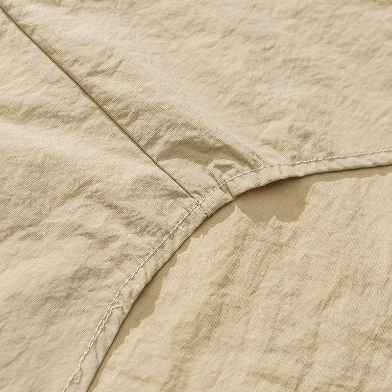 "Play Outside!" Hooded short-sleeved shirt with functional pockets