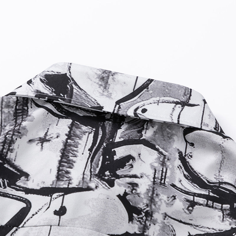 Black and white graffiti print short-sleeved shirt