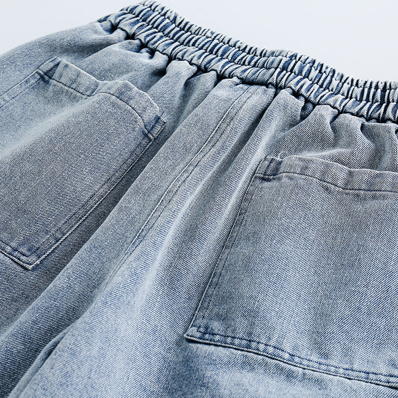Multi-pocket distressed washed denim shorts