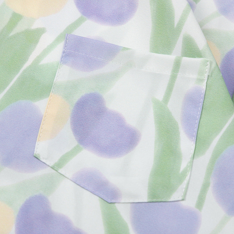 Holiday style tulip print short sleeve shirt
