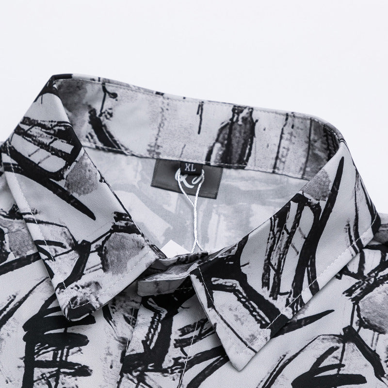 Black and white graffiti print short-sleeved shirt