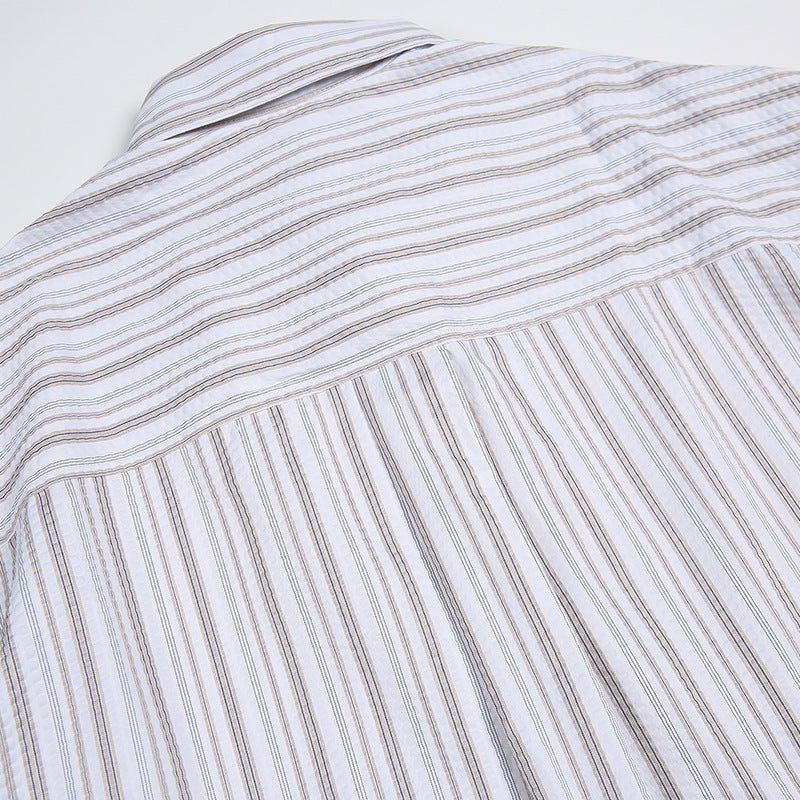 Classic striped functional pocket short sleeve shirt