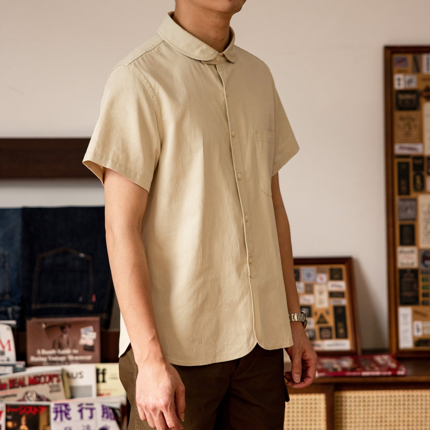 Retro British style plain short sleeve shirt
