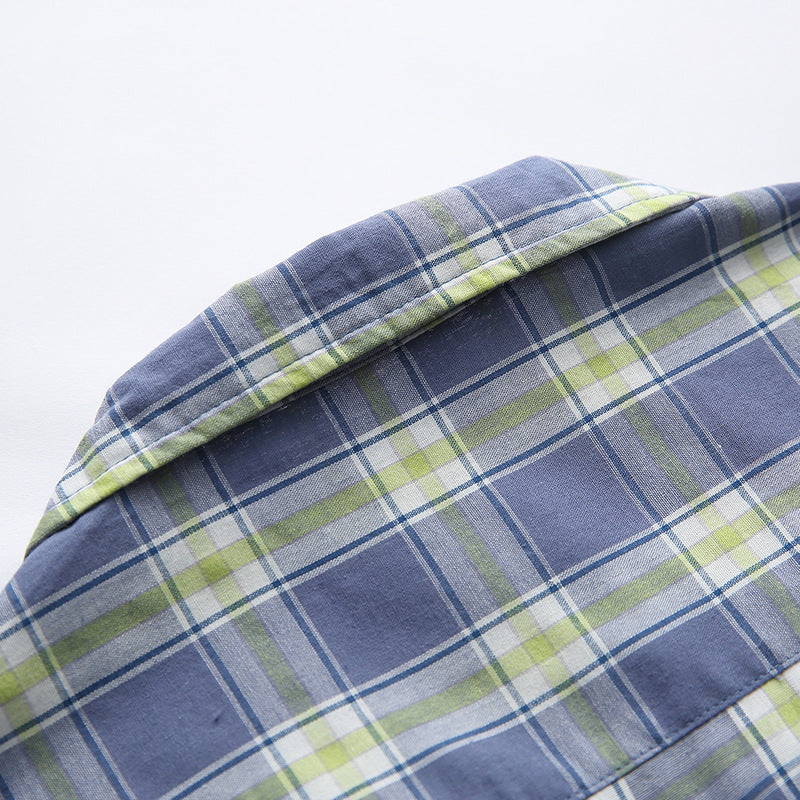 Classic checkered fold-over neck short-sleeved shirt
