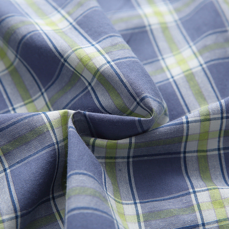 Classic checkered fold-over neck short-sleeved shirt