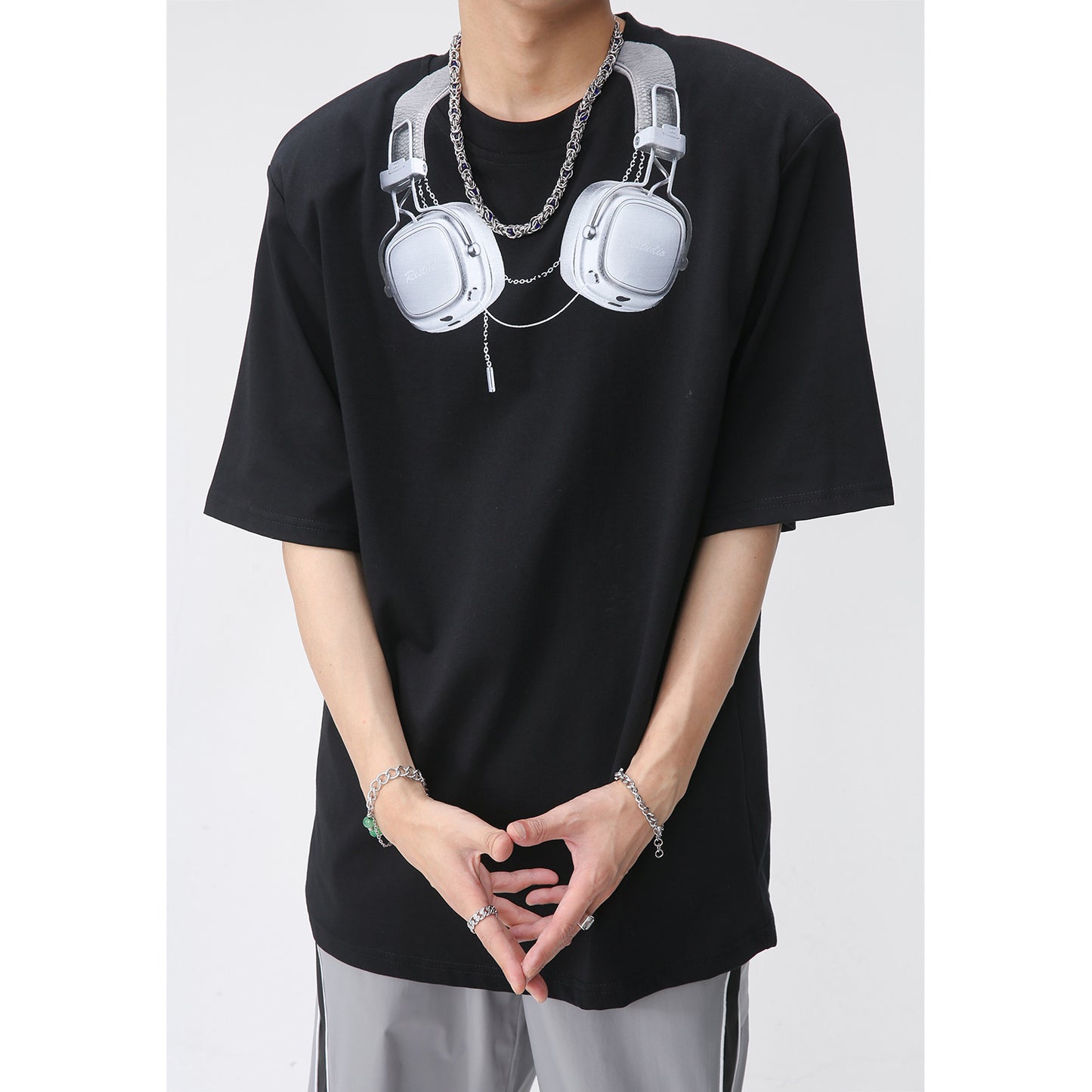 Easy-to-match earphone print short-sleeved T-shirt