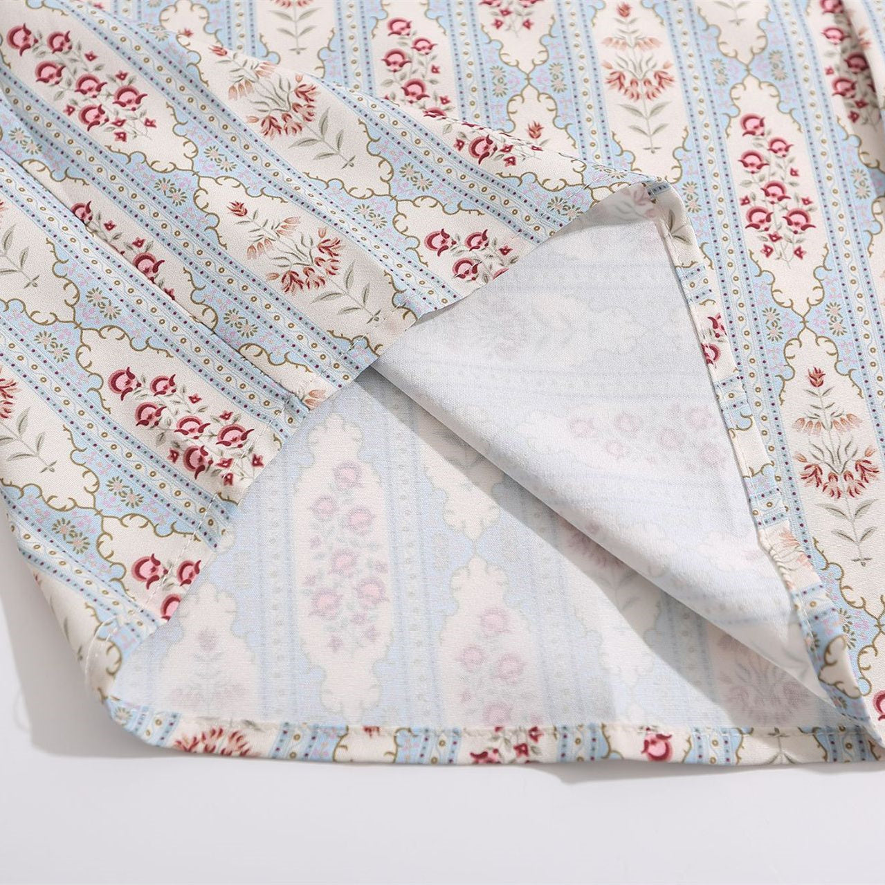 Classic floral print aloha shirt