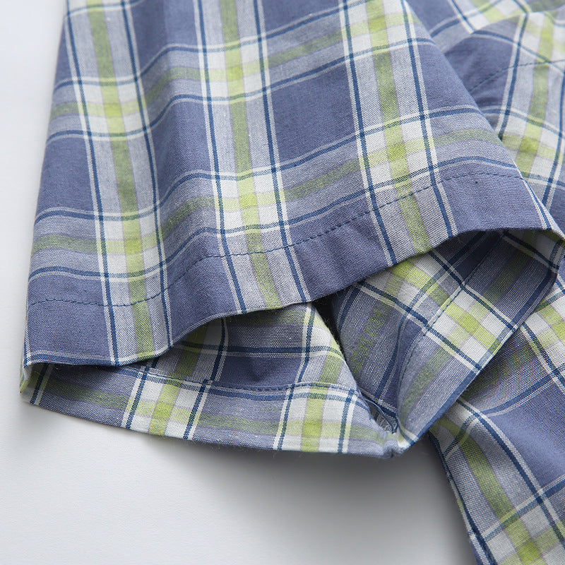 Classic checkered fold-over neck short-sleeved shirt