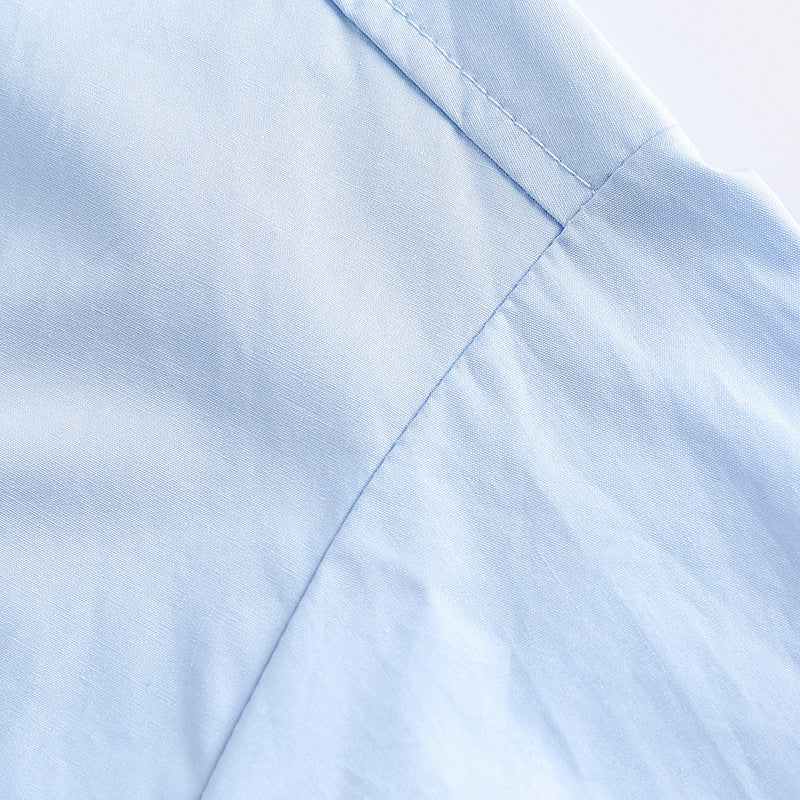 Classic plain pocket-decorated long-sleeved shirt