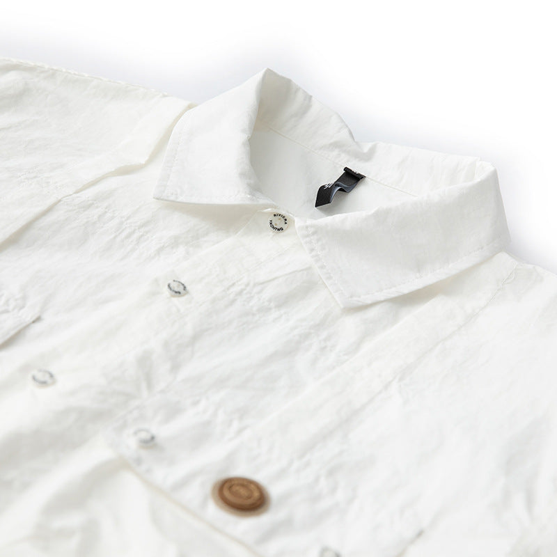 Plain short-sleeved work shirt with functional pockets