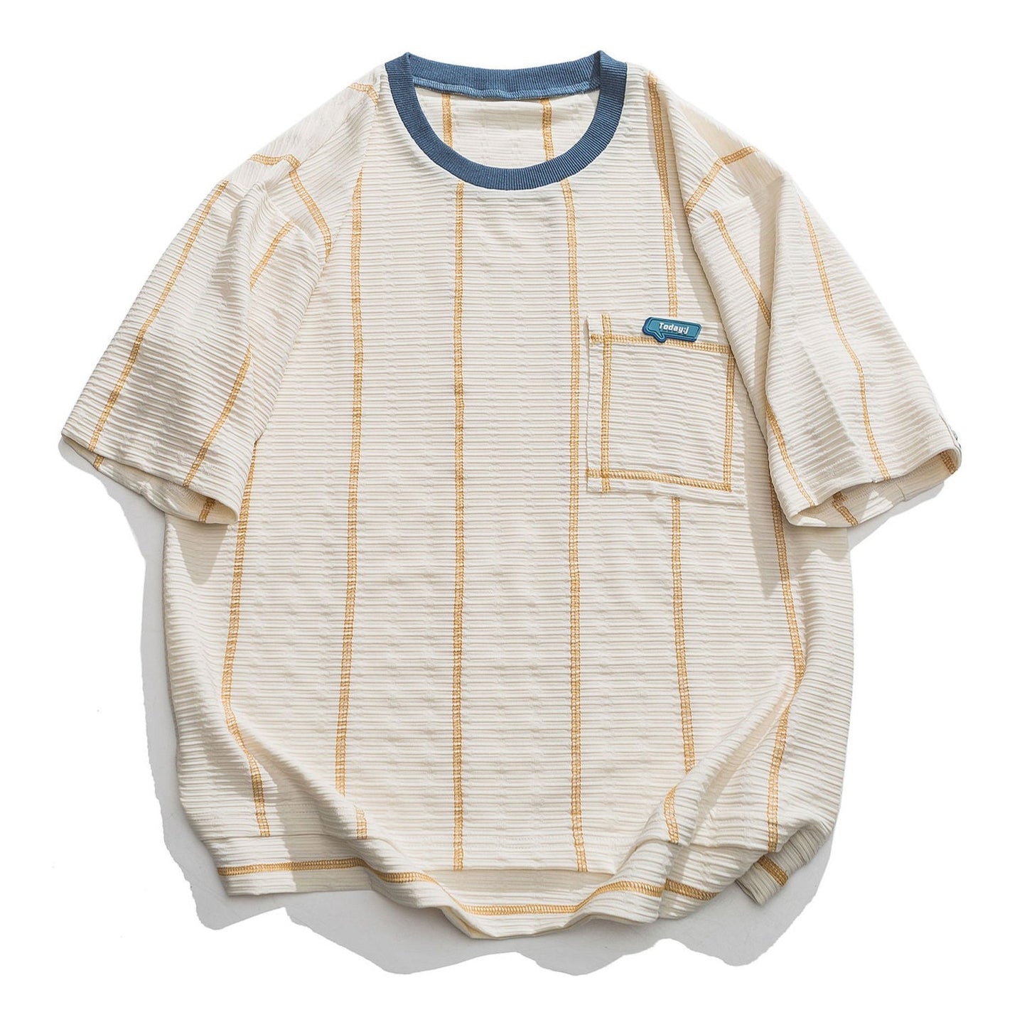 Casual color-coordinated short-sleeved T-shirt