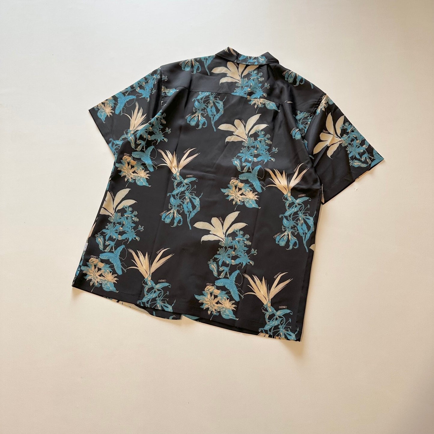 High-quality, soft textured all-over print aloha shirt