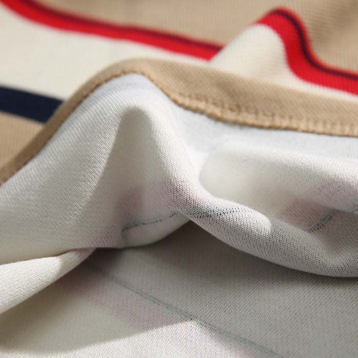 Multi-border sweatshirt with three-dimensional pocket