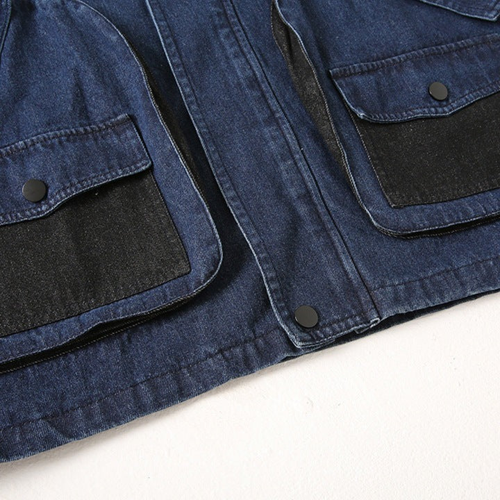Three-dimensional pocket color scheme switching denim jacket