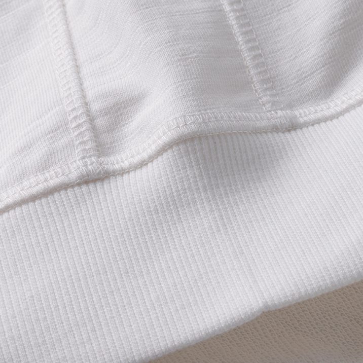 Deer embroidery back pile raglan sleeve sweat