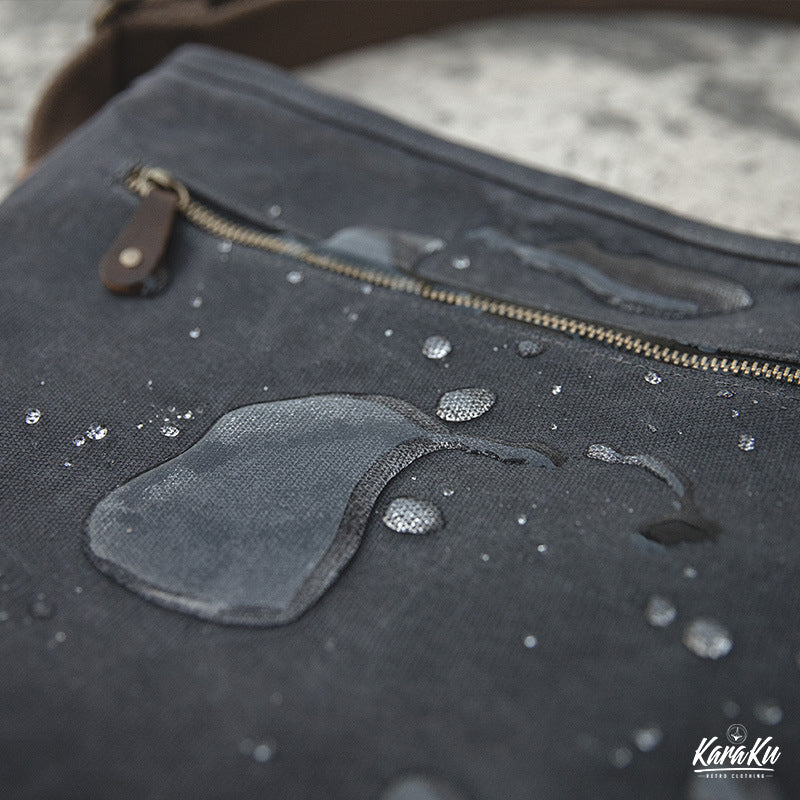 WAXED CANVAS 撥水加工クロスボディバッグ