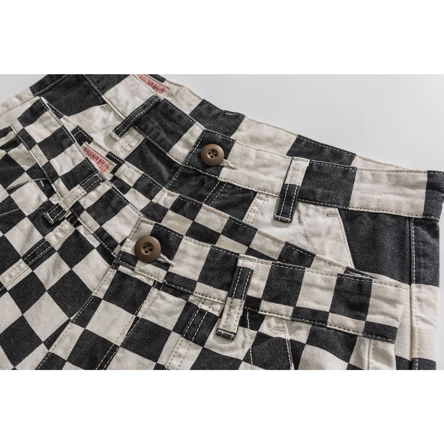 block check shorts