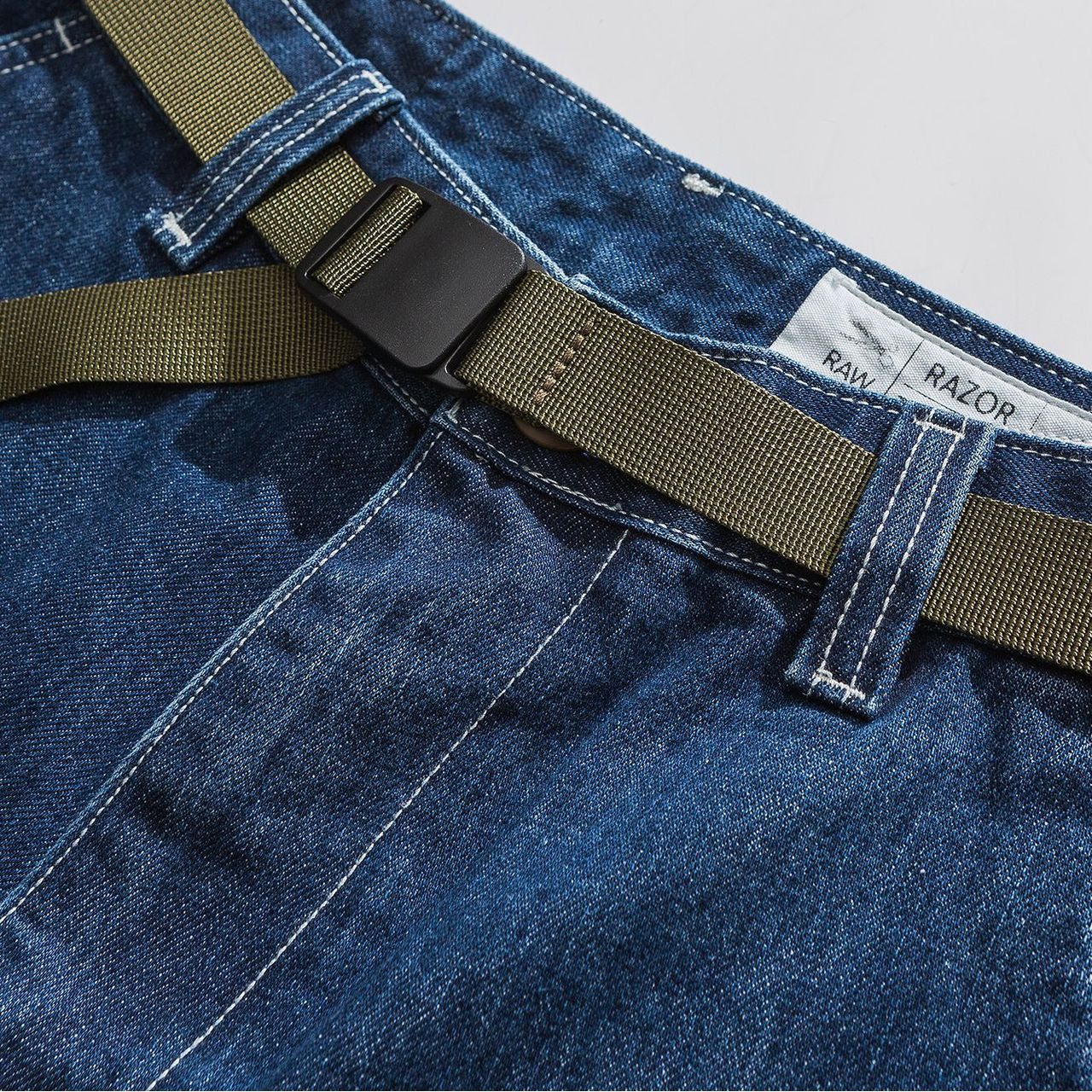 Belted check pocket denim shorts