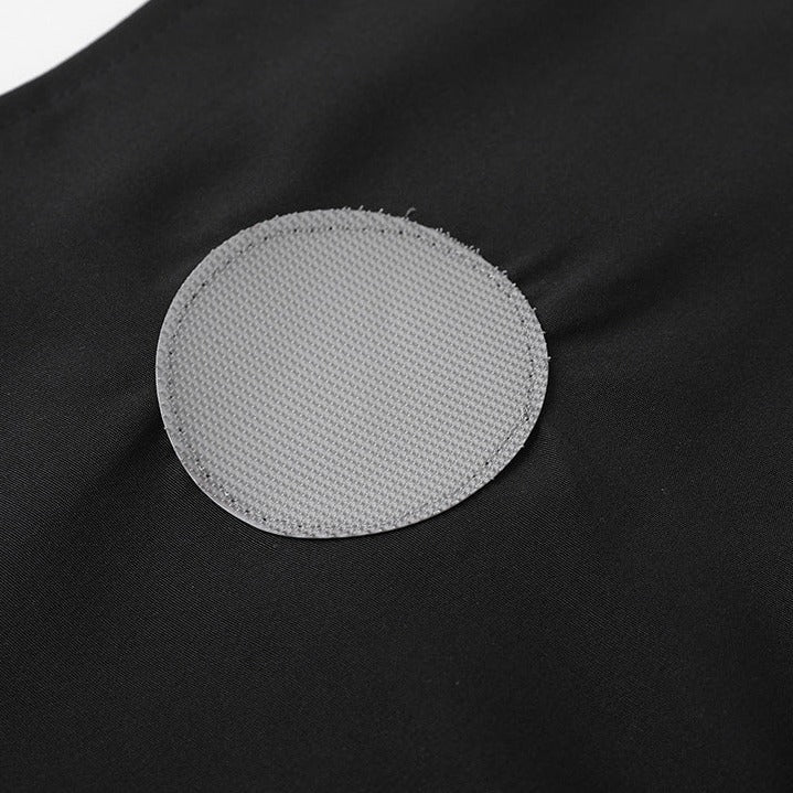 Three-dimensional pocket work vest with Velcro badge