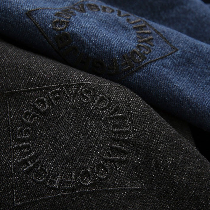 Three-dimensional pocket color scheme switching denim jacket