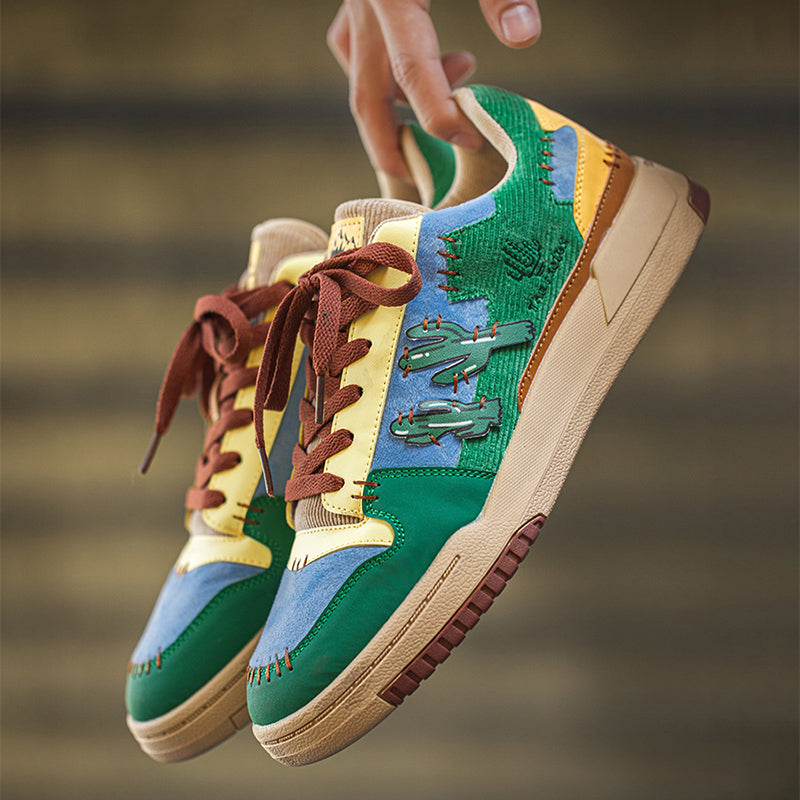 contrast sneakers