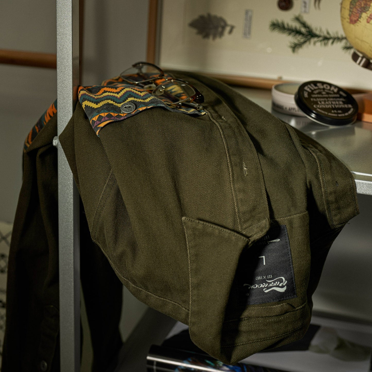 Twill shirt jacket with American Indian totem pocket
