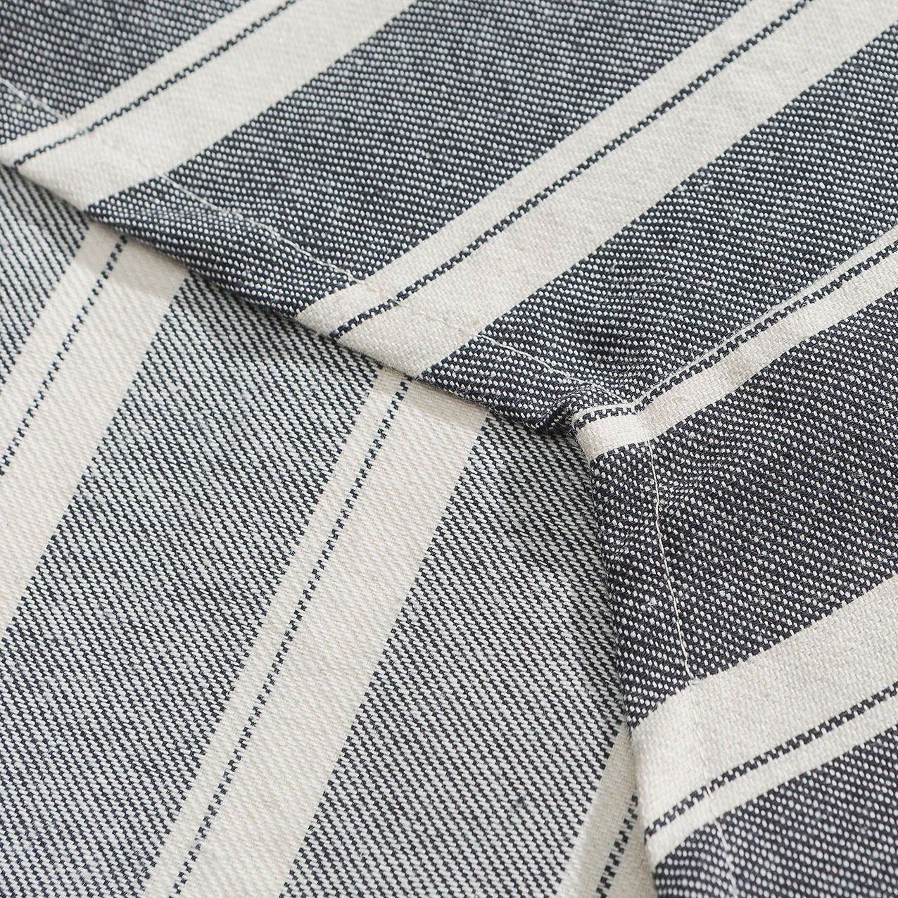 Retro striped grey long sleeve shirt
