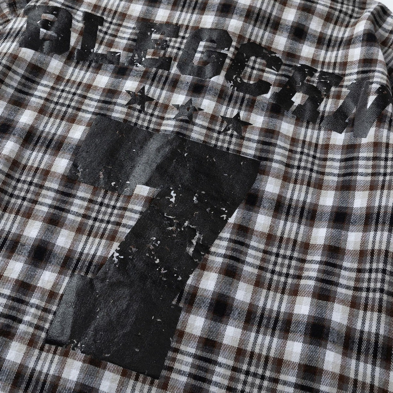Classic check pattern alphabet and number long-sleeved shirt