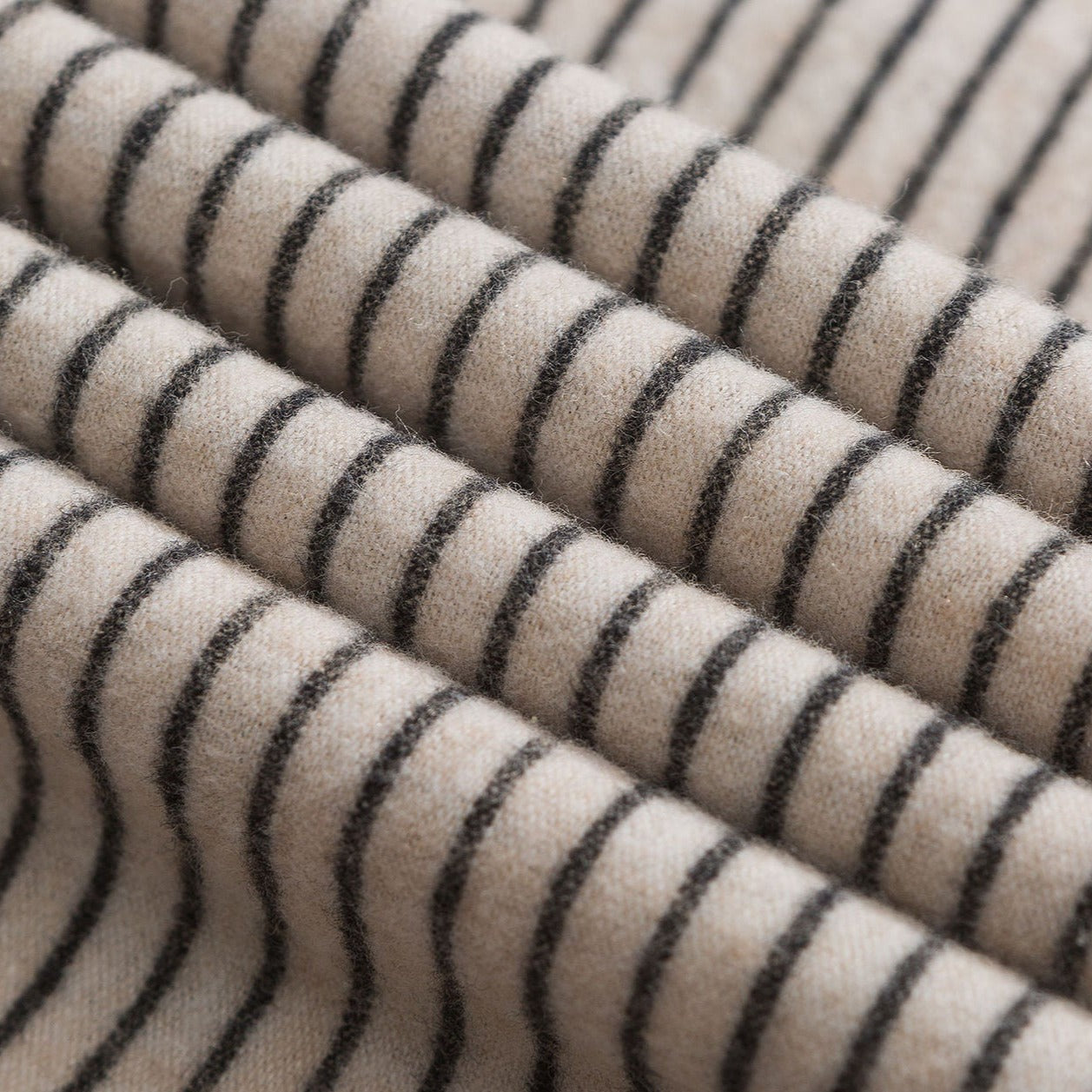 Irregular check pattern striped long sleeve shirt