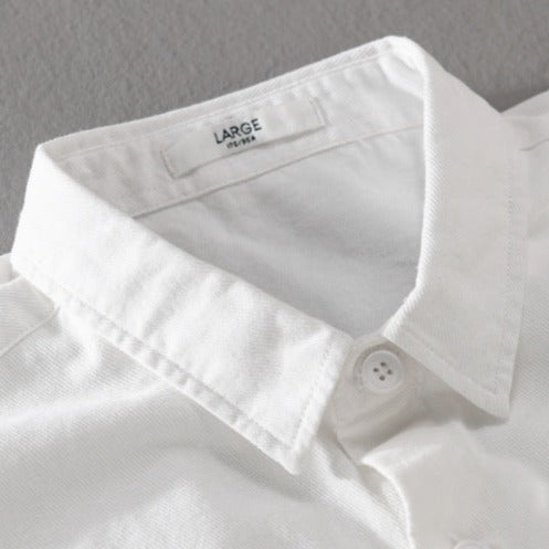 Fashionable retro long-sleeved shirt