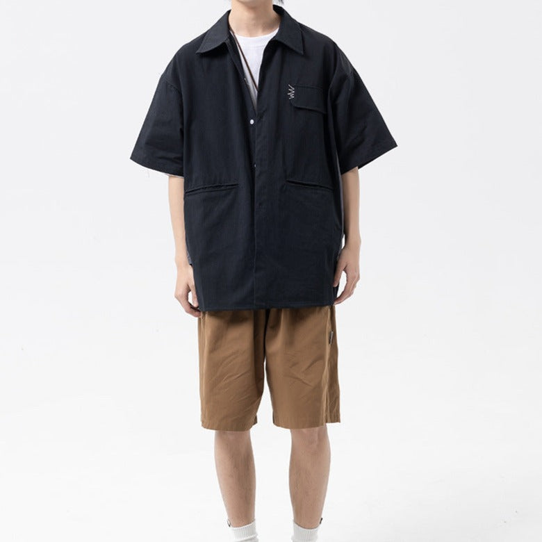 New for summer: Short-sleeved shirt with pockets and matching colors