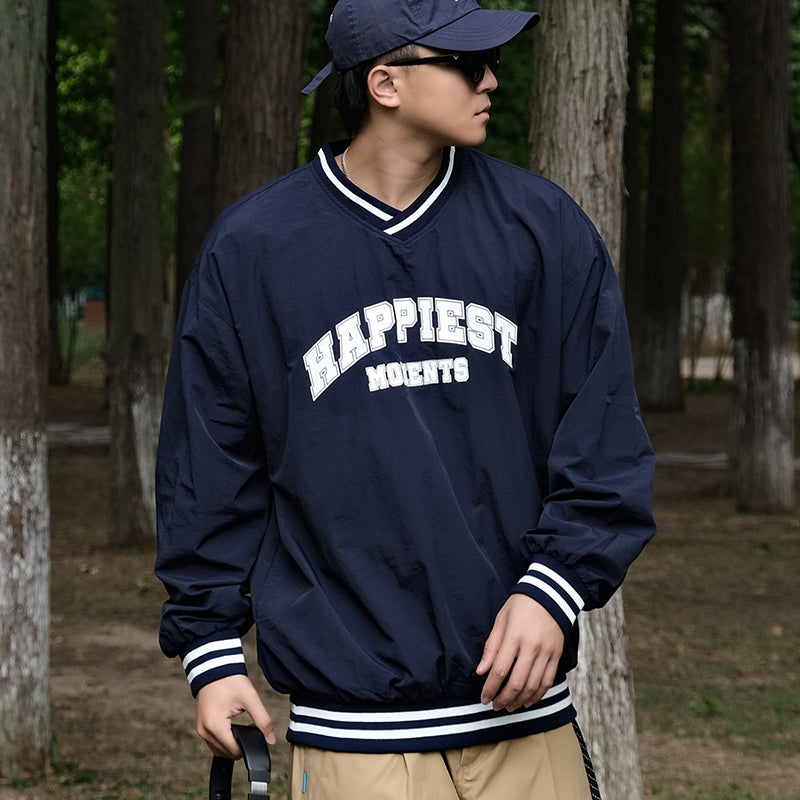 "Highlight Moment" three-dimensional embroidery V-neck baseball T