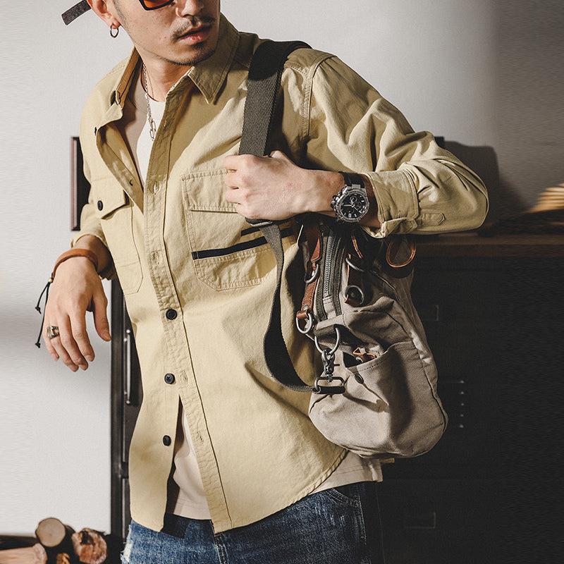 Retro long-sleeved shirt that's easy to match