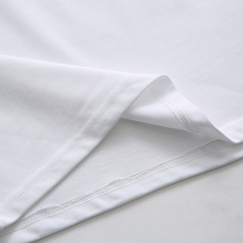 Color-coordinated short-sleeved T-shirt with pocket