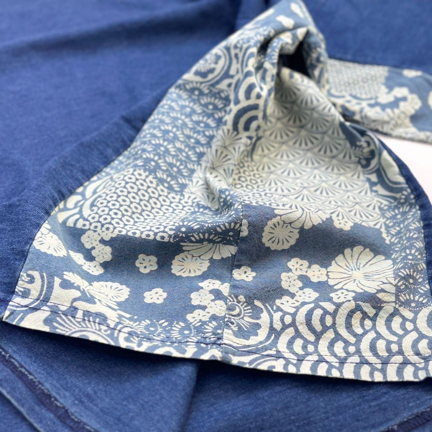 Japanese-patterned vintage patchwork indigo-dyed heavyweight cotton tee