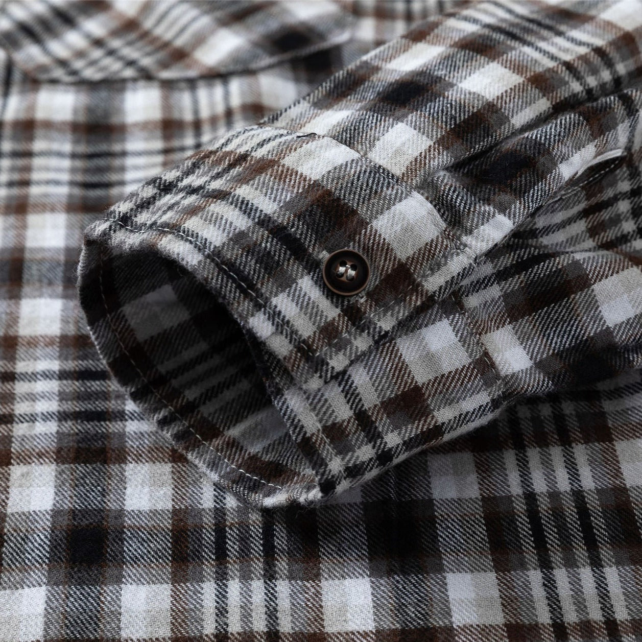 Classic check pattern alphabet and number long-sleeved shirt