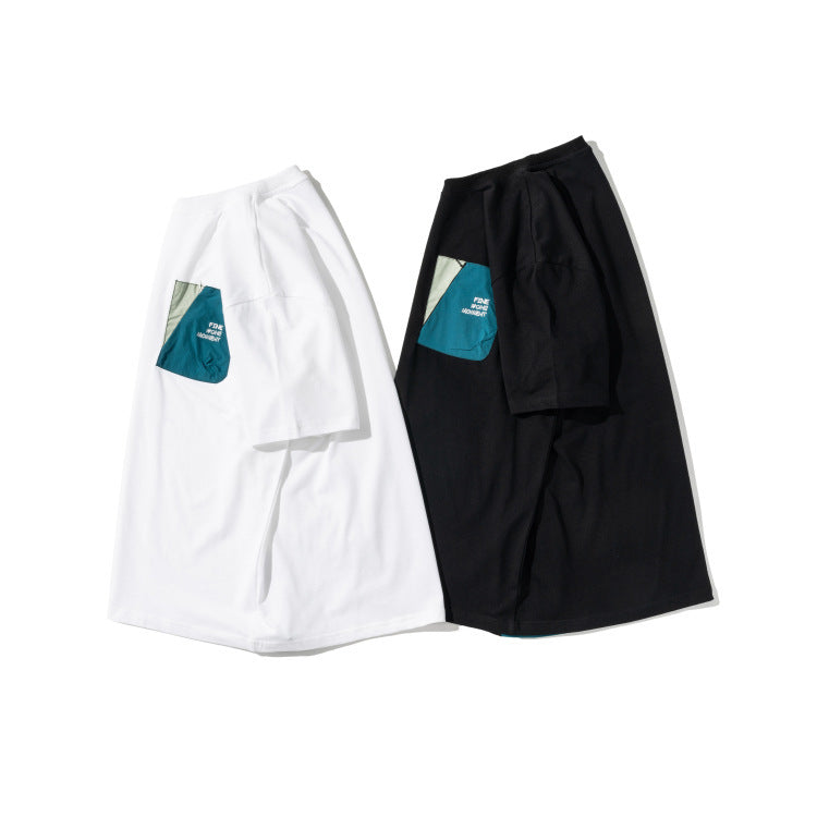 Casual T-shirt with contrasting pockets