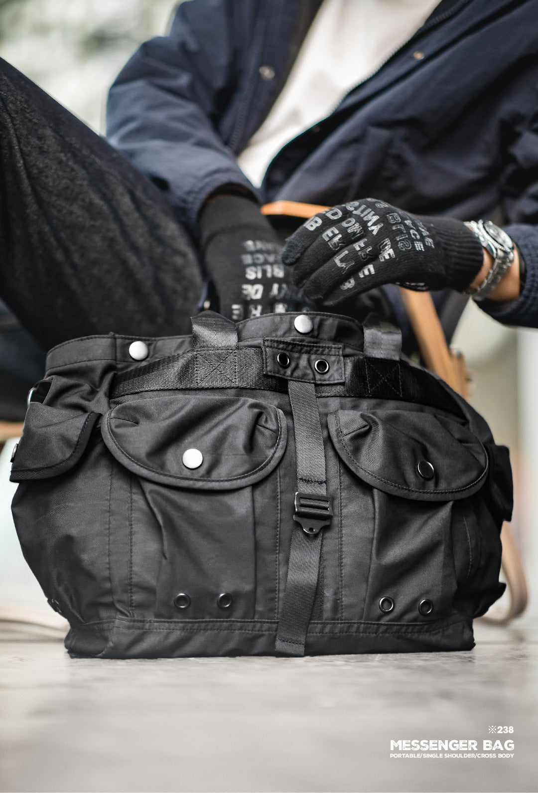 Messenger bag with multiple functional pockets
