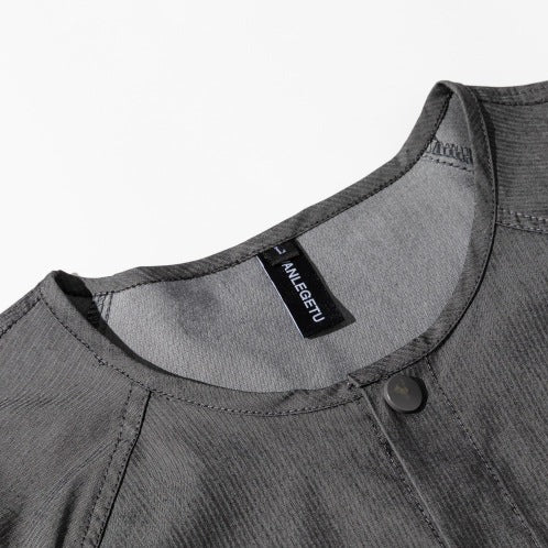 Unique no-collar plain short-sleeved shirt