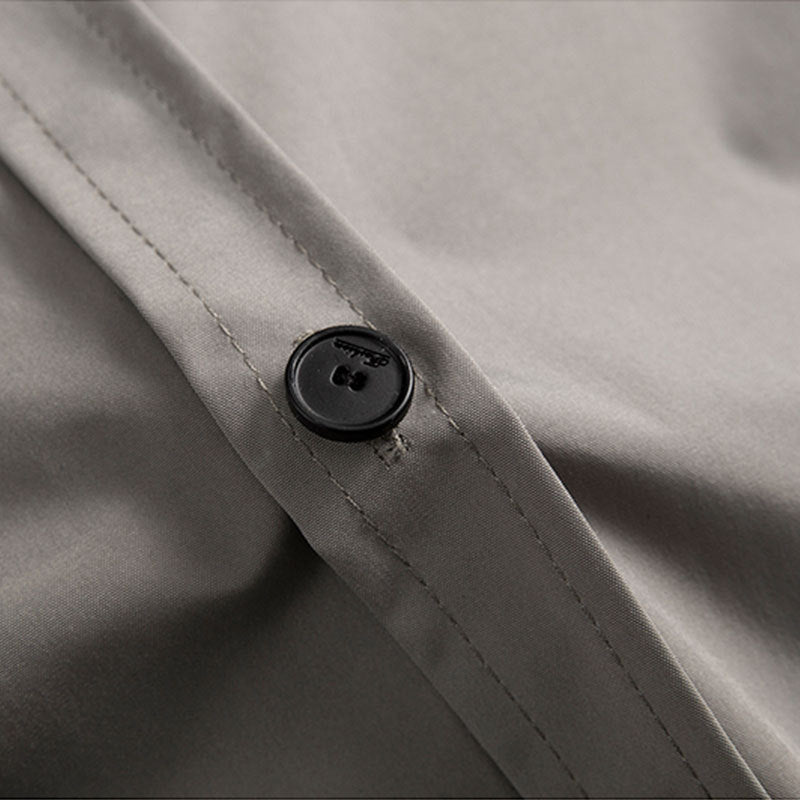 Plain long-sleeved shirt with mesh pocket