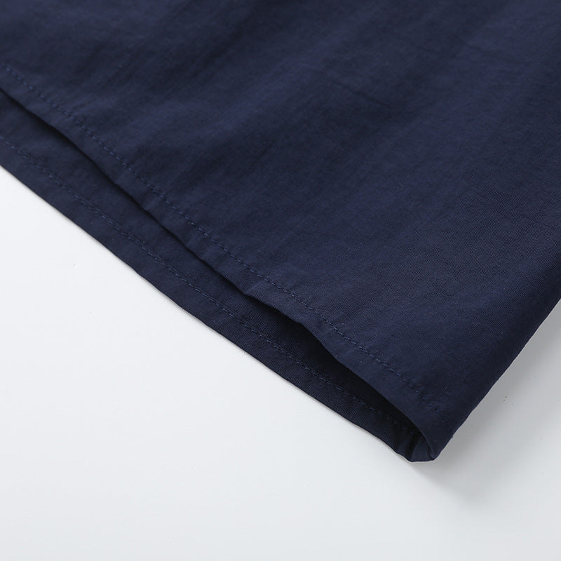 Fashionable plain long-sleeved shirt with pocket