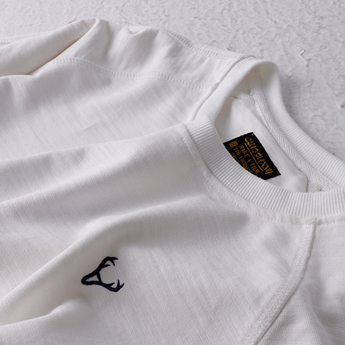 Deer embroidery back pile raglan sleeve sweat