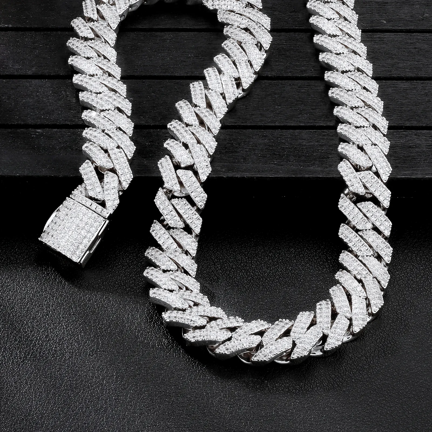 【BOX-CLASP】12mm CZダイヤ 方形 喜平ネックレス メンズ