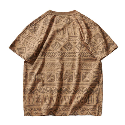 エスニック調　幾何学総柄プリントTシャツ