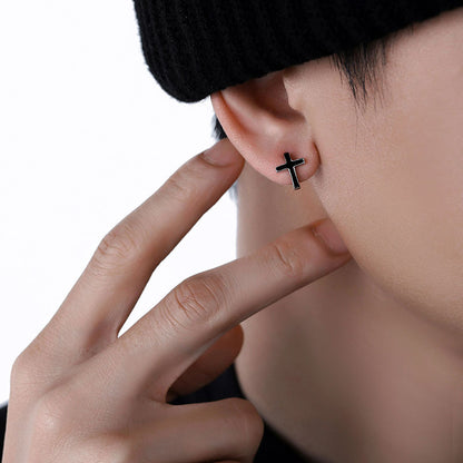 黒クロスメンズピアス
