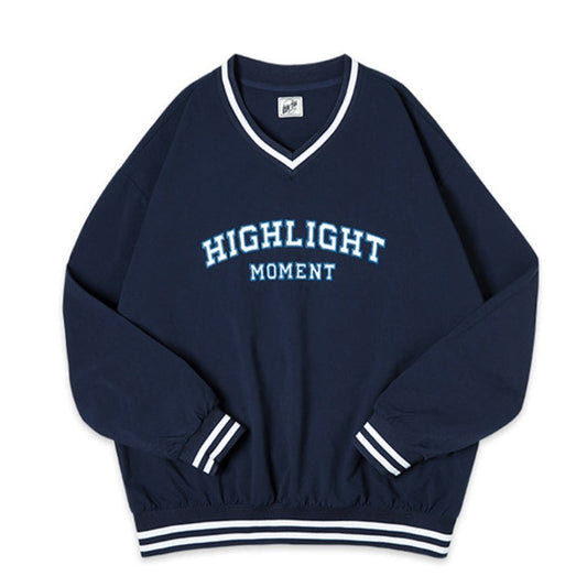 「Highlight Moment」立体刺繡　VネックベースボールT
